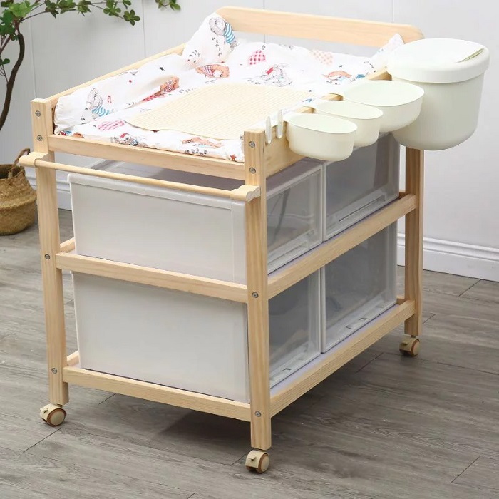 KỆ GỖ ĐỰNG ĐỒ VÀ THAY TÃ SƠ SINH KỆ GỖ ĐỰNG ĐỒ VÀ THAY TÃ SƠ SINH