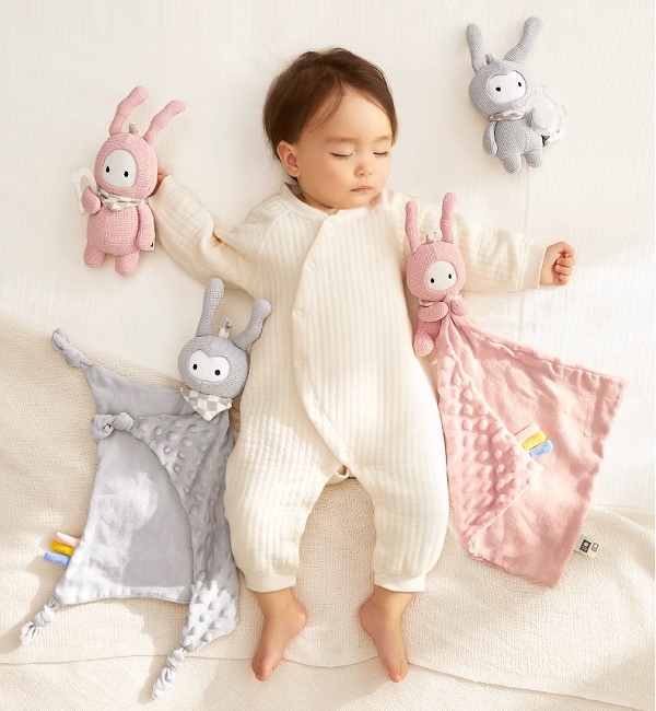 khan-xoa-diu-cho-tre-babycare-h5